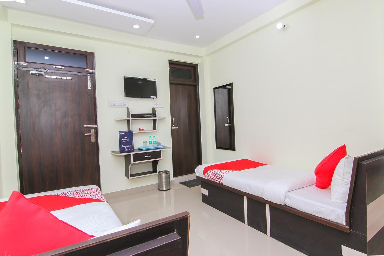 Oyo 12446 Shree Sai Guest House Allāhābād Junction Buitenkant foto