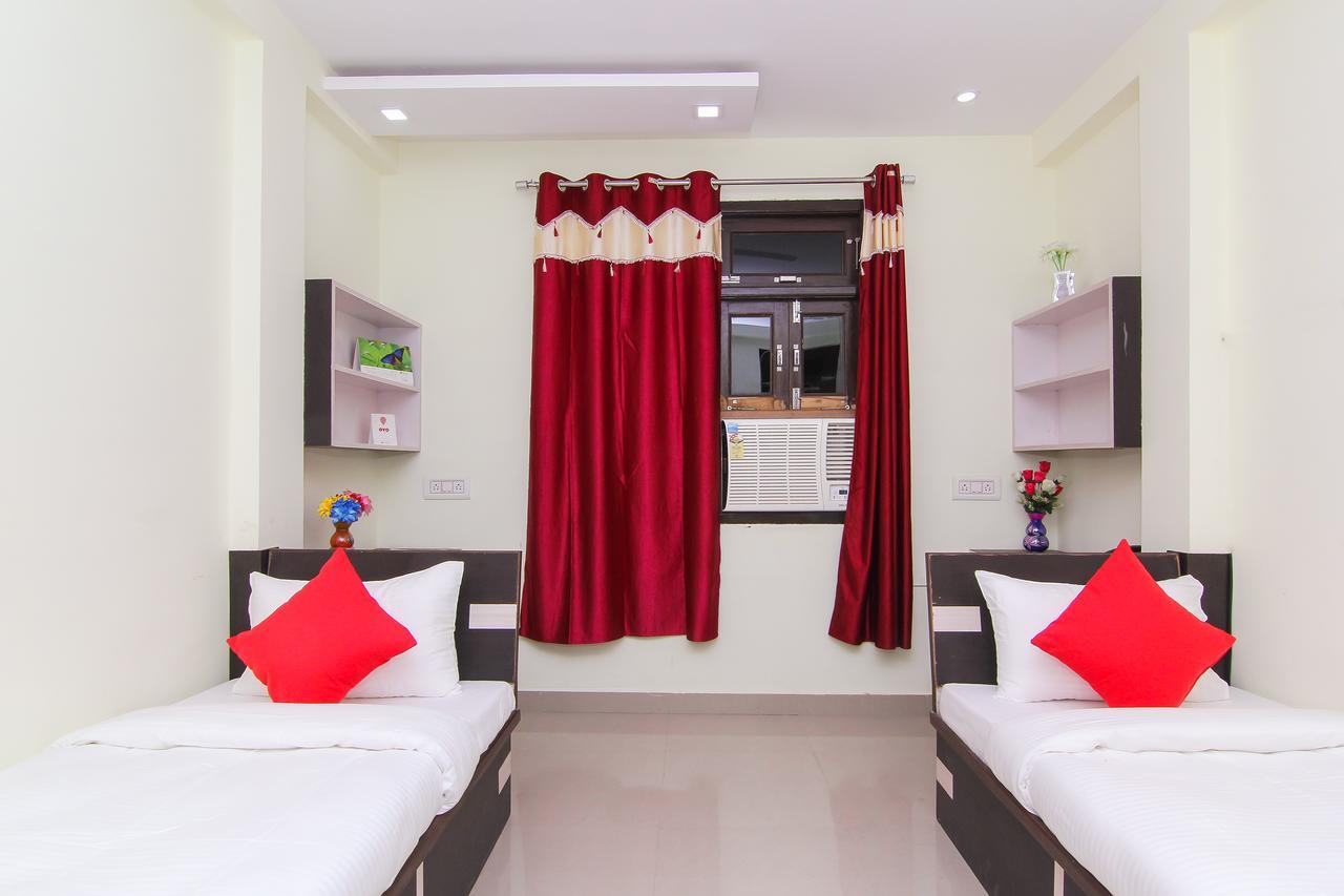 Oyo 12446 Shree Sai Guest House Allāhābād Junction Buitenkant foto
