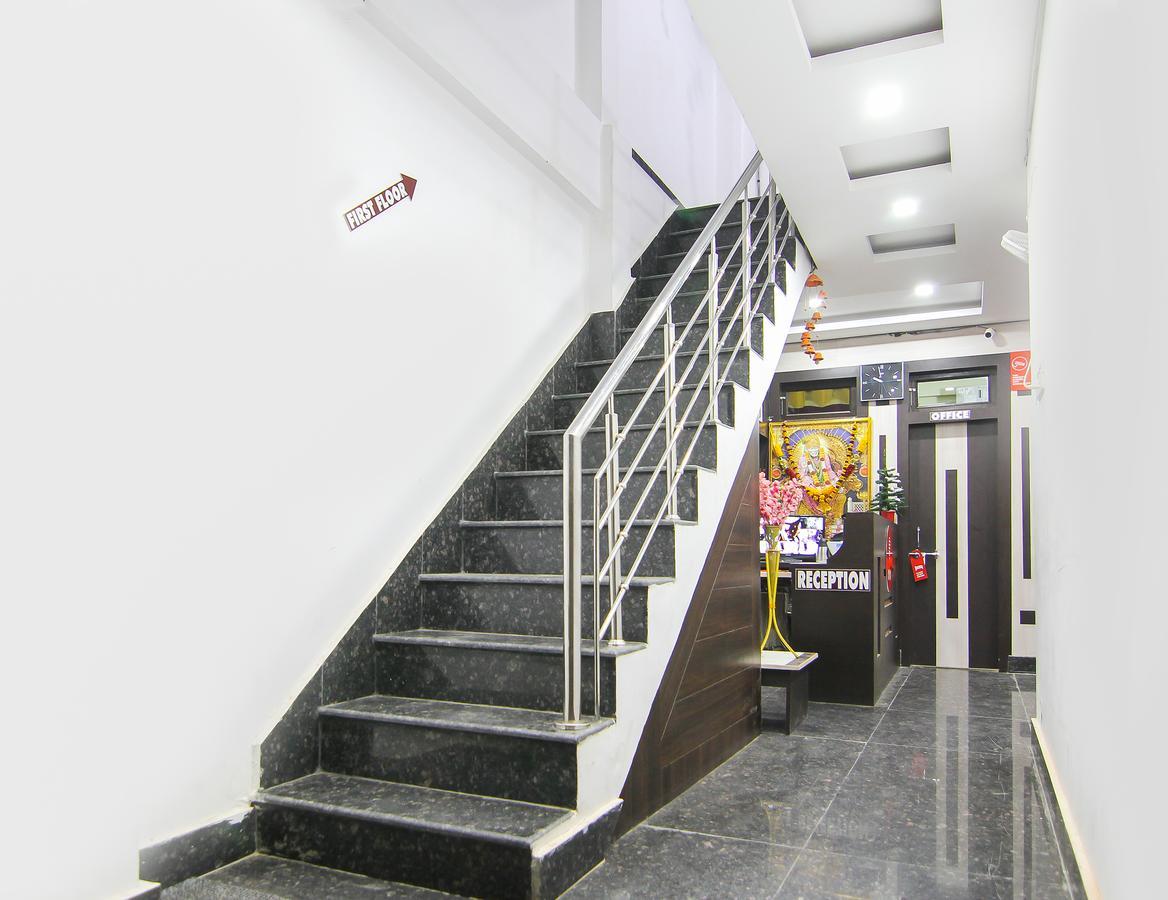 Oyo 12446 Shree Sai Guest House Allāhābād Junction Buitenkant foto